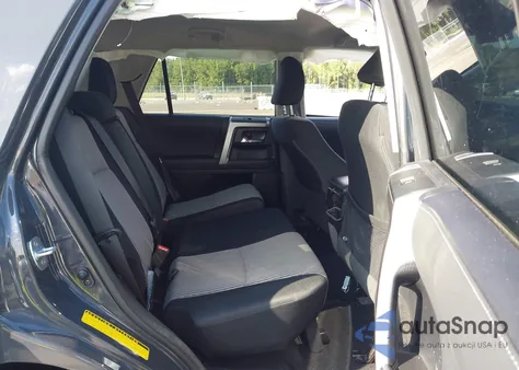 2024 Toyota 4Runner Sr5 z USA, uszkodzony, nr VIN JTEMU5JR1R6307831